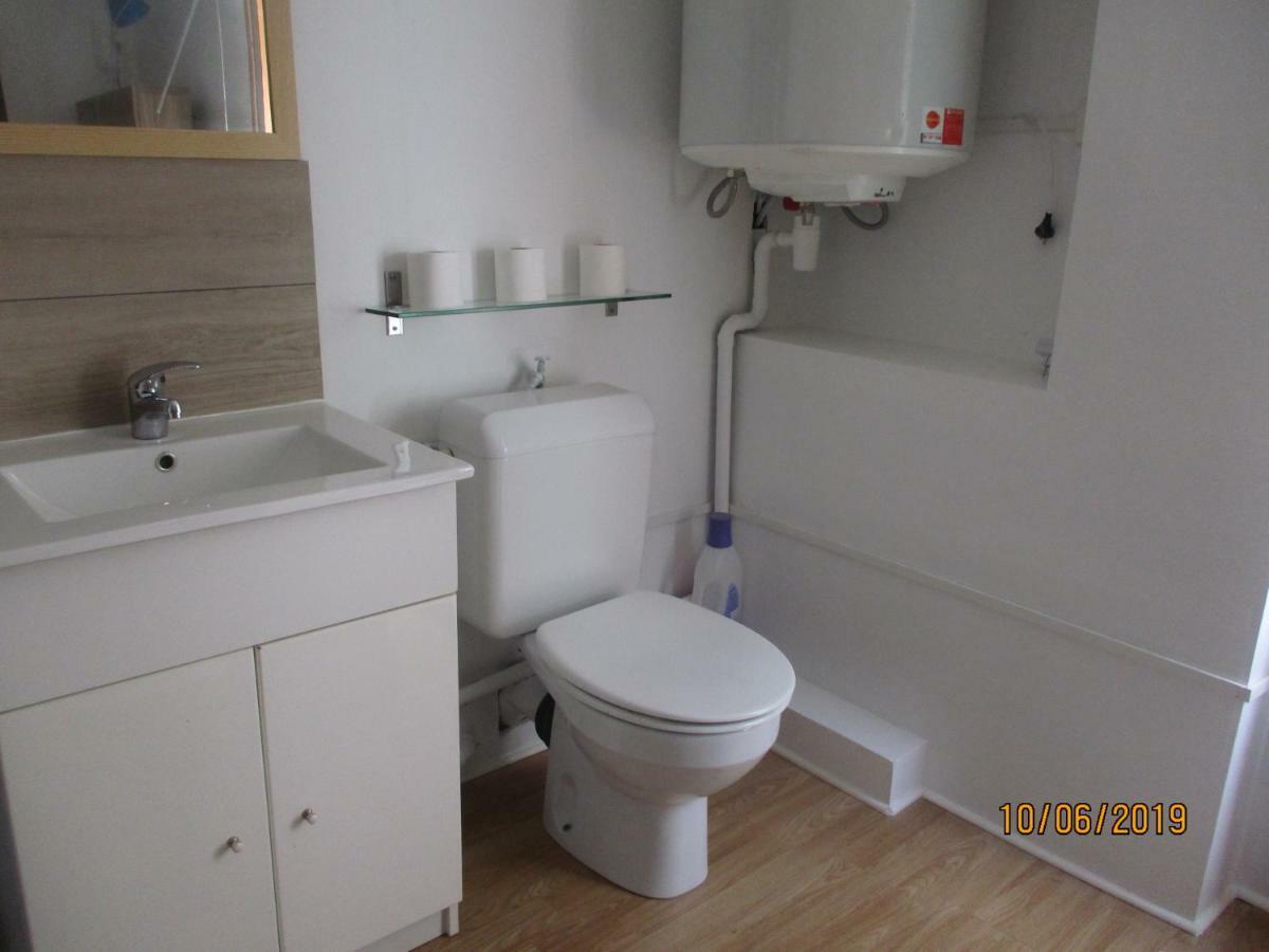 Petit Studio Apartment Lodève Екстериор снимка